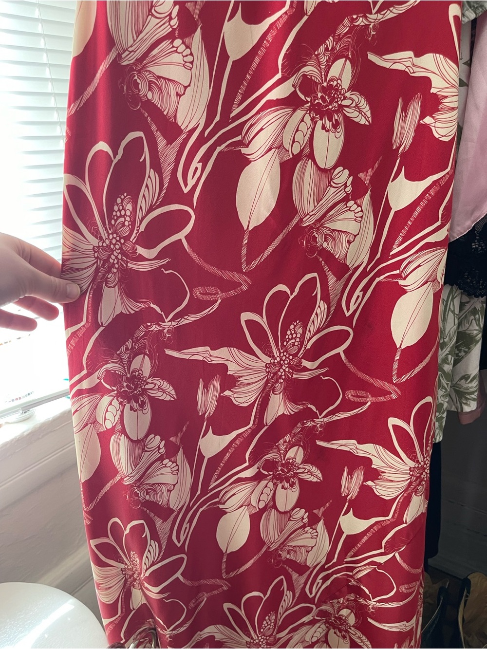 Reformation Yesenia 100% Silk dress - Picture 9 of 16